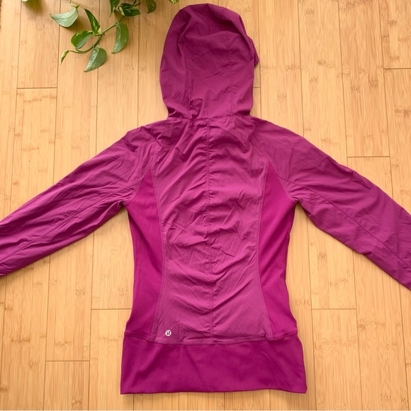 Lululemon In Flux Reversible Hooded Jacket, EUC! - Picture 2 of 12